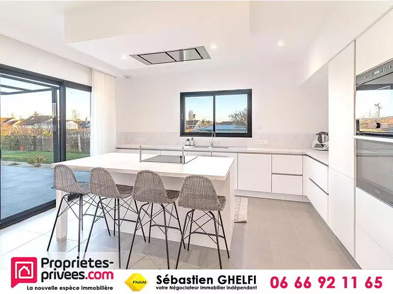 Maison, 130 m²