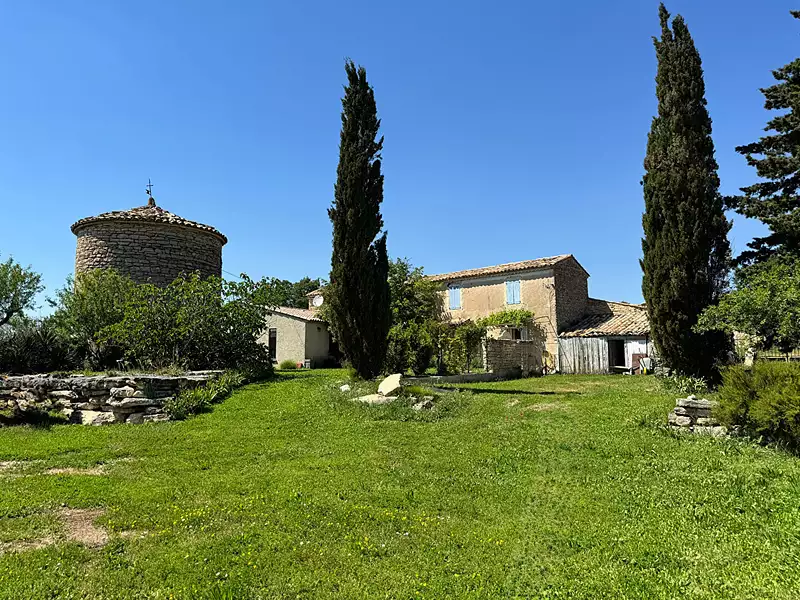 Maison, 240 m²