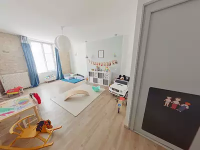 Maison, 220 m²
