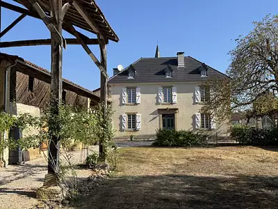 Maison, 242 m²