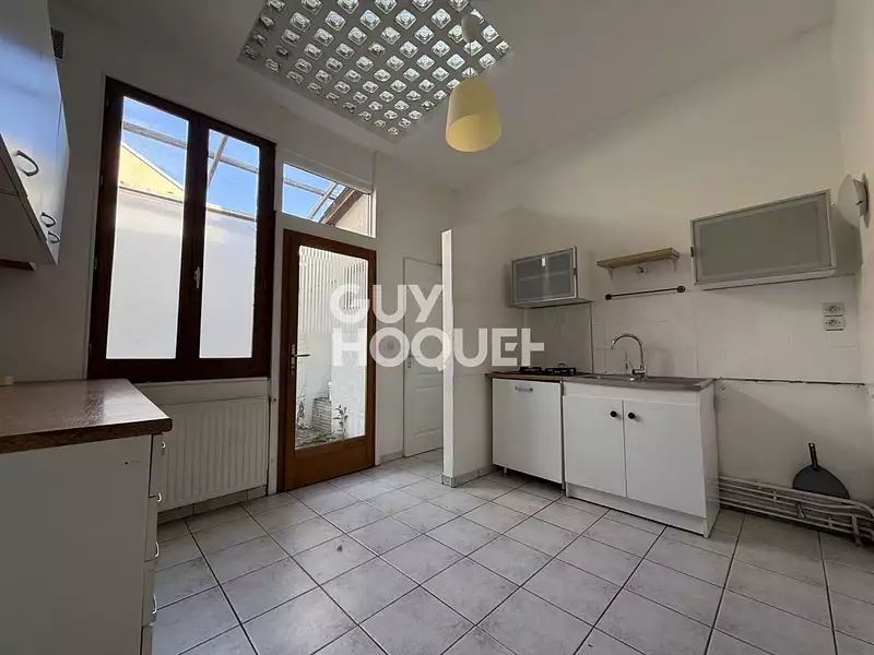 Maison, 75 m²