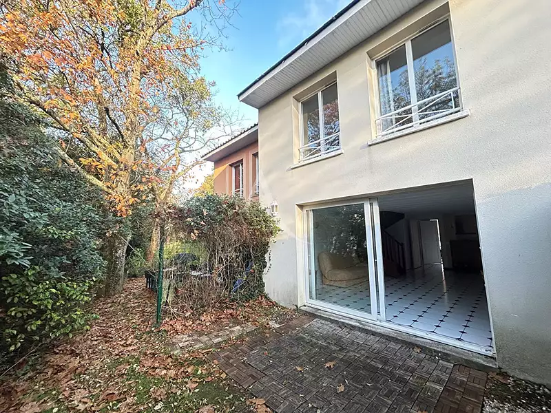 Maison, 92 m²