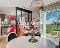 Maison, 166 m²