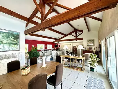 Maison, 270 m²