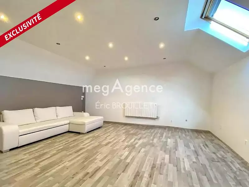 Maison, 205 m²