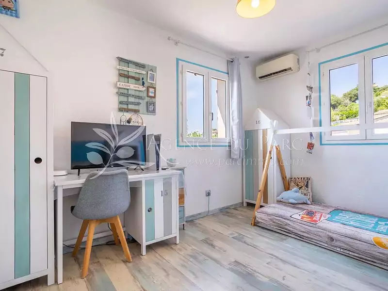 Maison, 168 m²