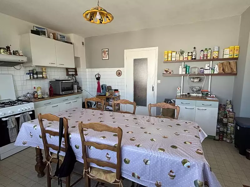 Maison, 200 m²