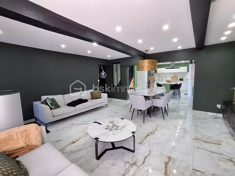 Immeuble, 300 m²