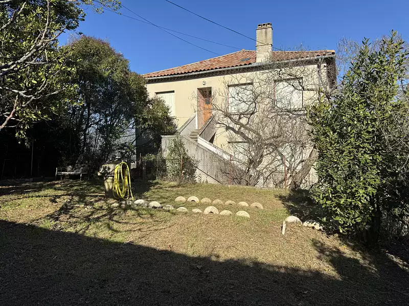 Immeuble, 266 m²
