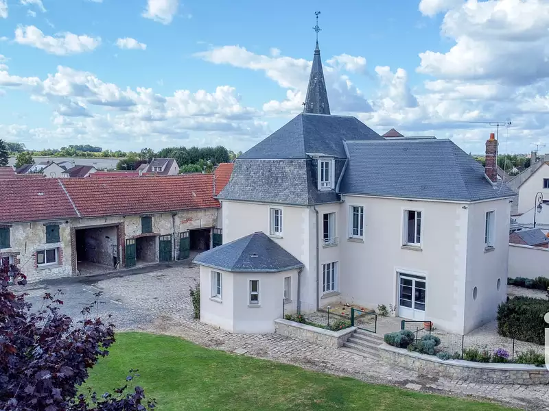 Maison, 320 m²