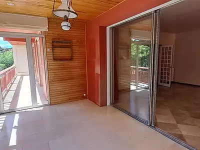 Maison, 244 m²