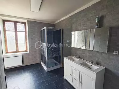 Maison, 168 m²