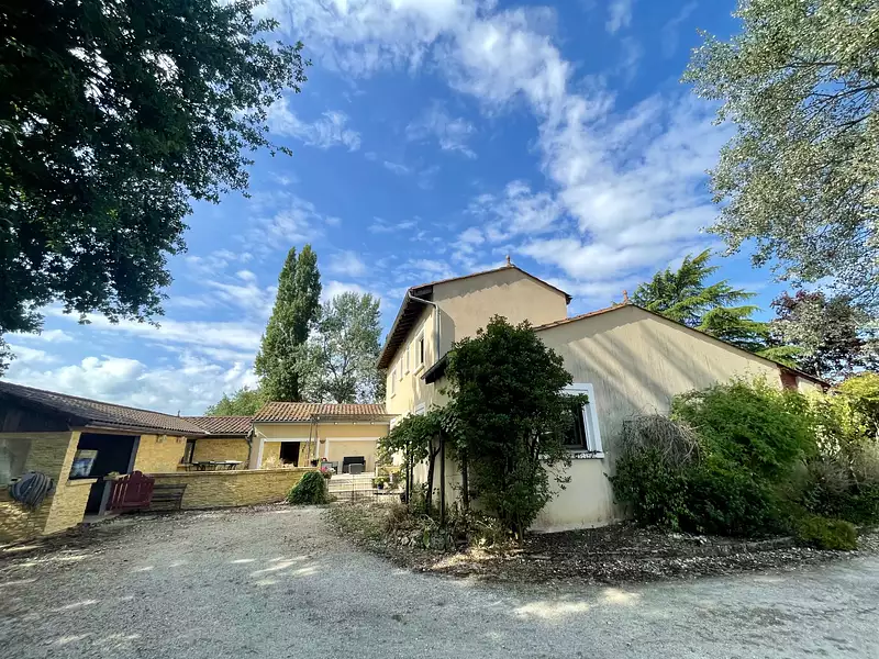 Maison, 231 m²