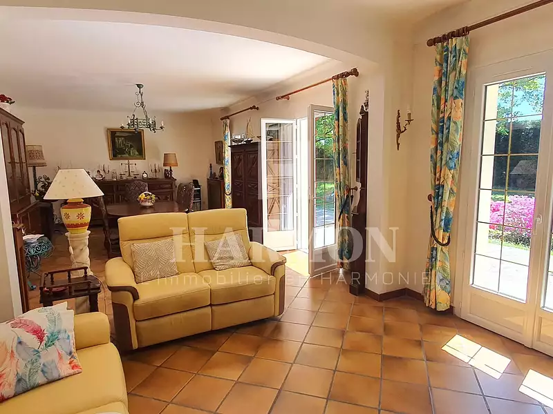 Maison, 171 m²