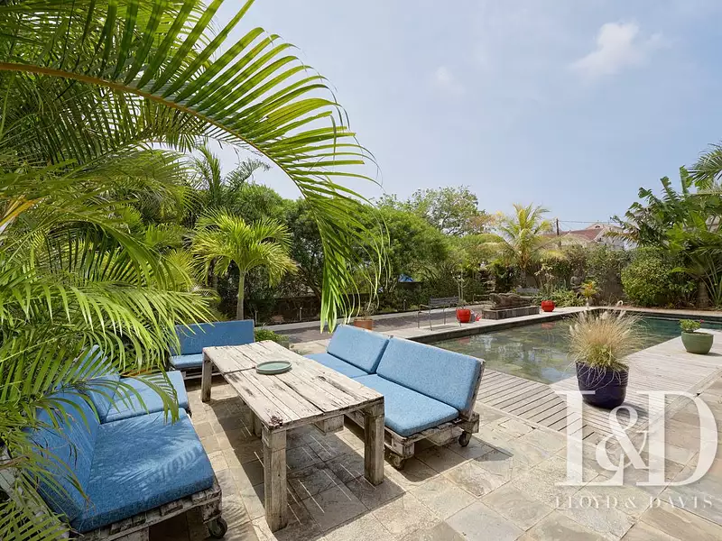 Maison, 250 m²