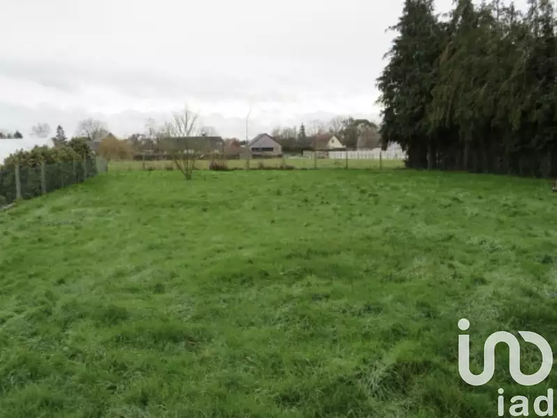 Terrain, 1 096 m²
