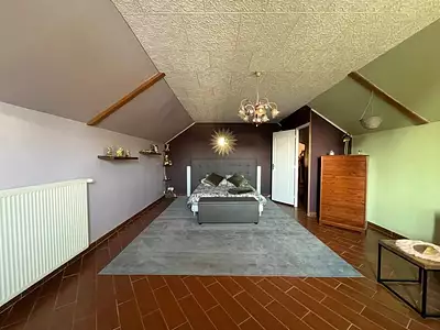 Maison, 225 m²
