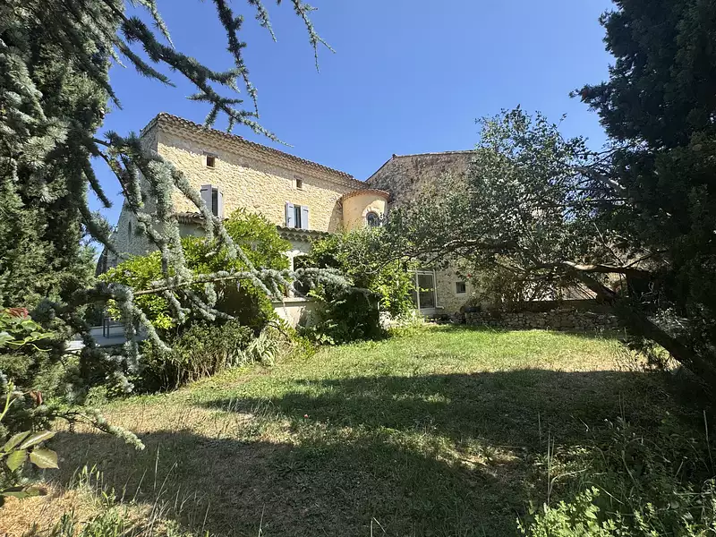 Maison, 325 m²
