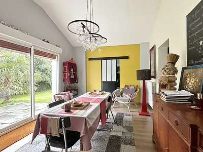 Maison, 230 m²