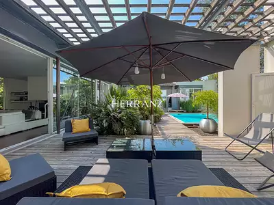 Maison, 200 m²