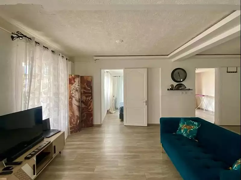 Immeuble, 255 m²
