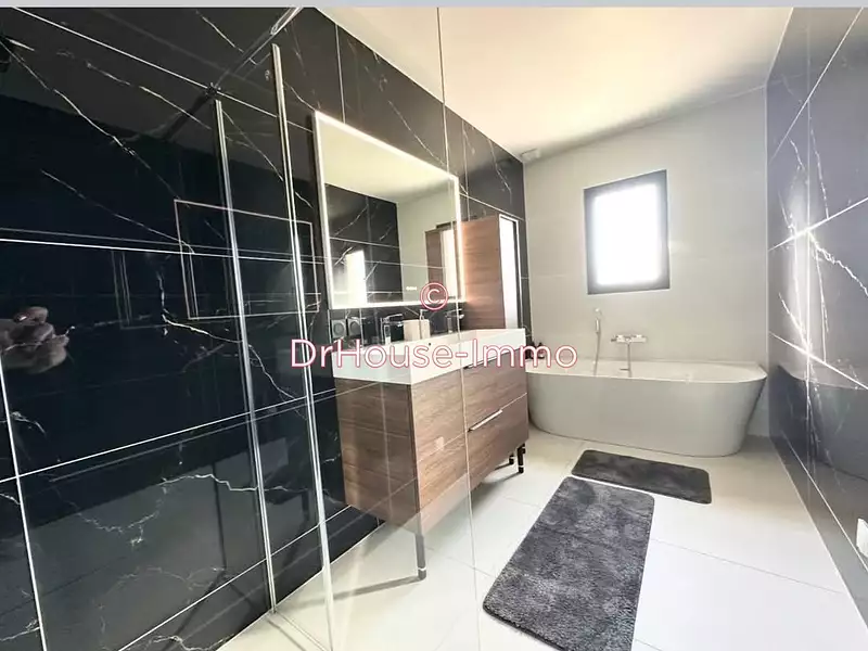 Maison, 136 m²