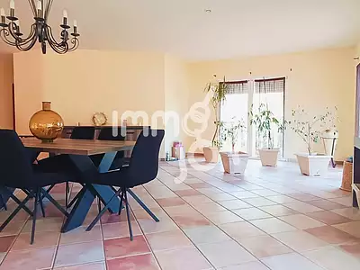 Maison, 183 m²
