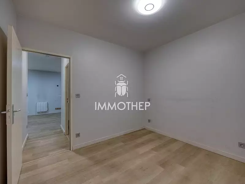 Divers, 296 m²