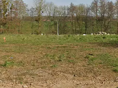 Terrain à bâtir, 850 m²