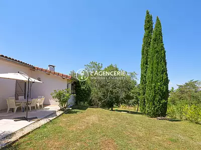 Maison, 240 m²