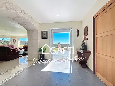 Maison, 161 m²