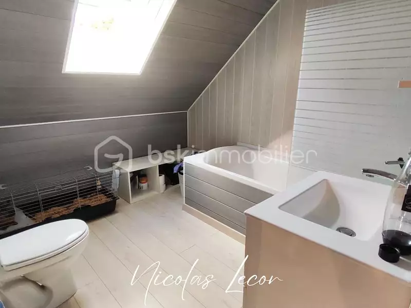Maison, 145 m²