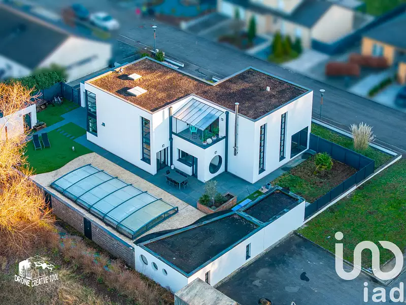 Maison, 250 m²