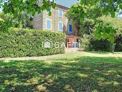 Maison, 320 m²