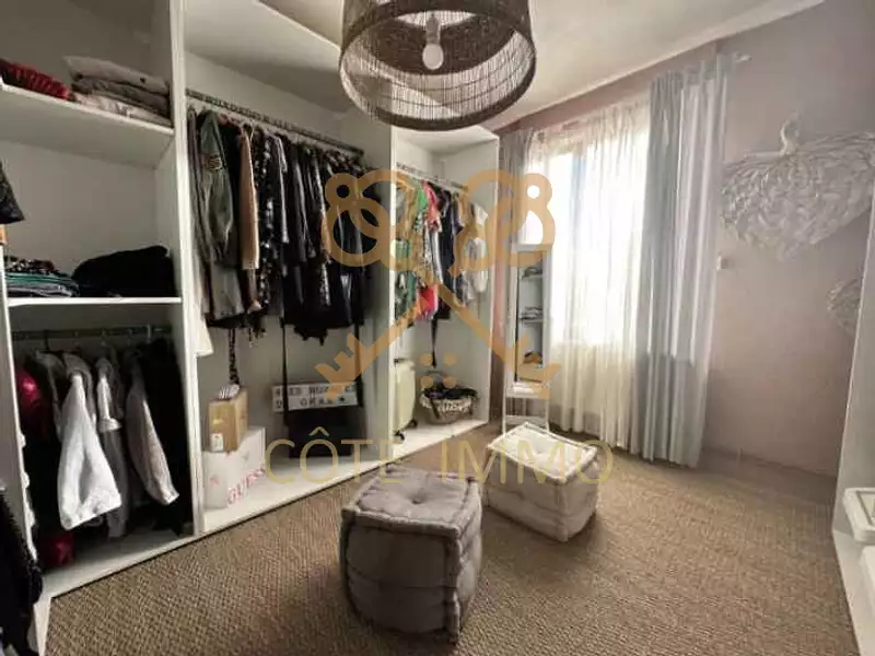 Maison, 160 m²