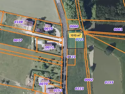 Terrain, 1 008 m²