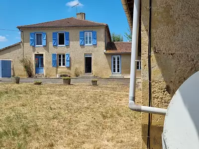 Maison, 216 m²