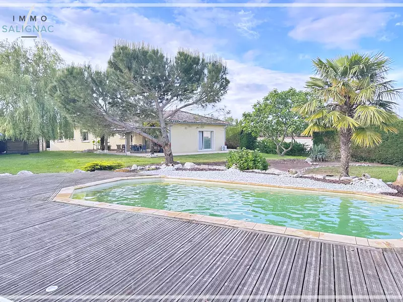 Maison, 181 m²