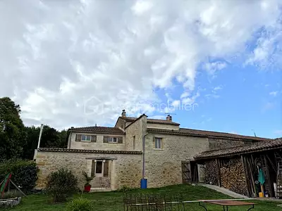 Maison, 235 m²