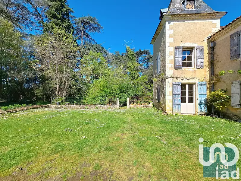 Maison, 261 m²