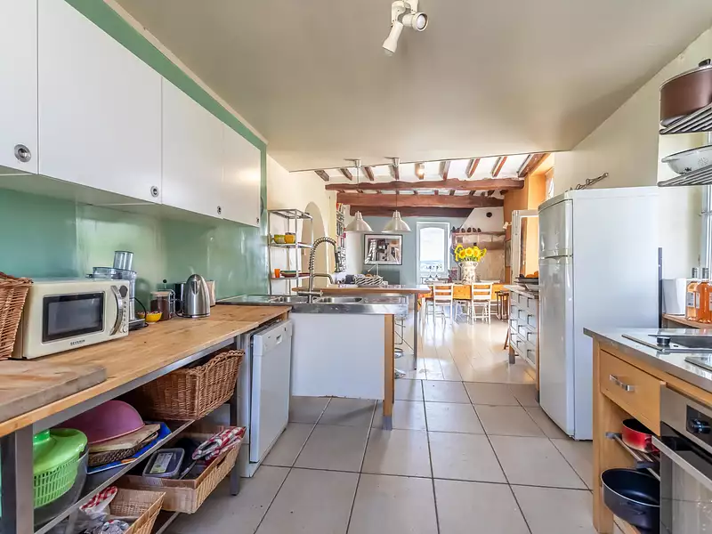 Maison, 275 m²