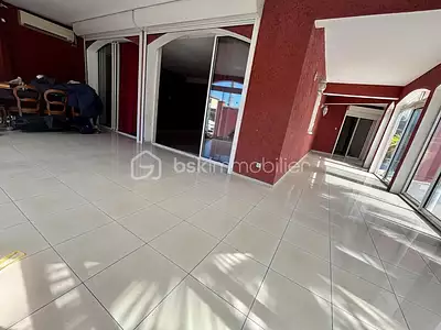 Maison, 160 m²
