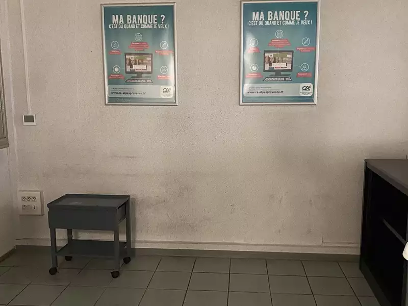 Divers, 323 m²