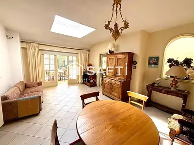 Maison, 180 m²