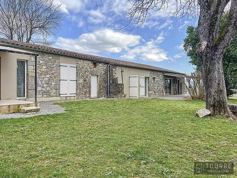 Maison, 559 m²