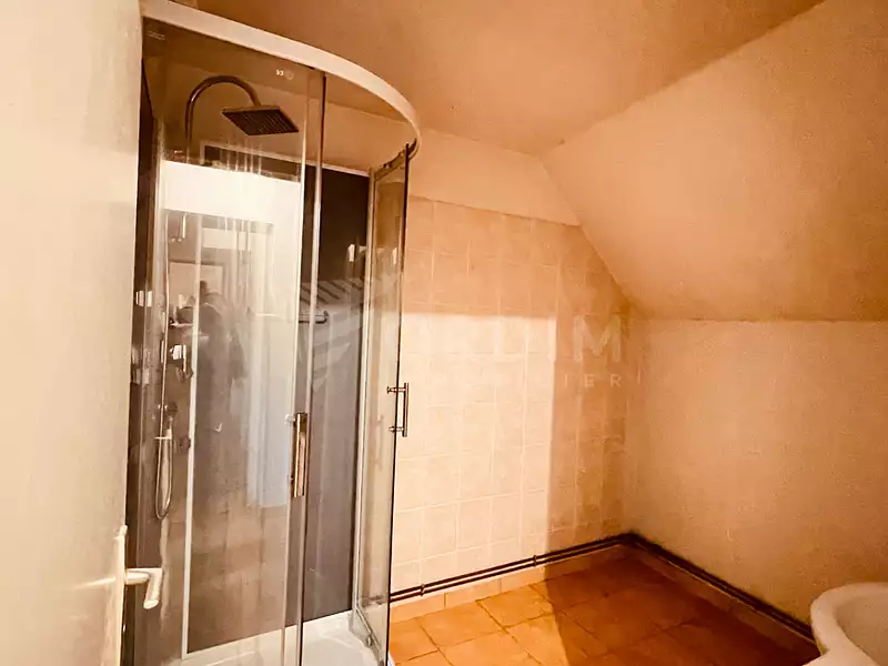 Maison, 77 m²