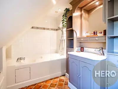 Maison, 345 m²
