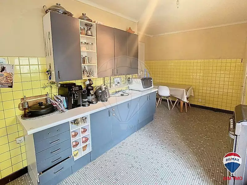 Maison, 240 m²