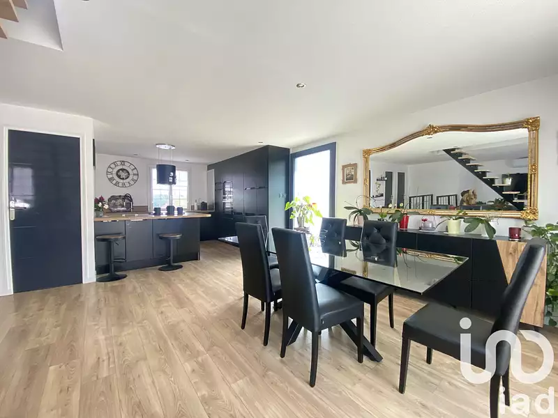 Maison, 120 m²