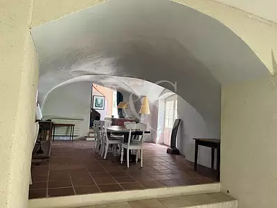 Maison, 320 m²